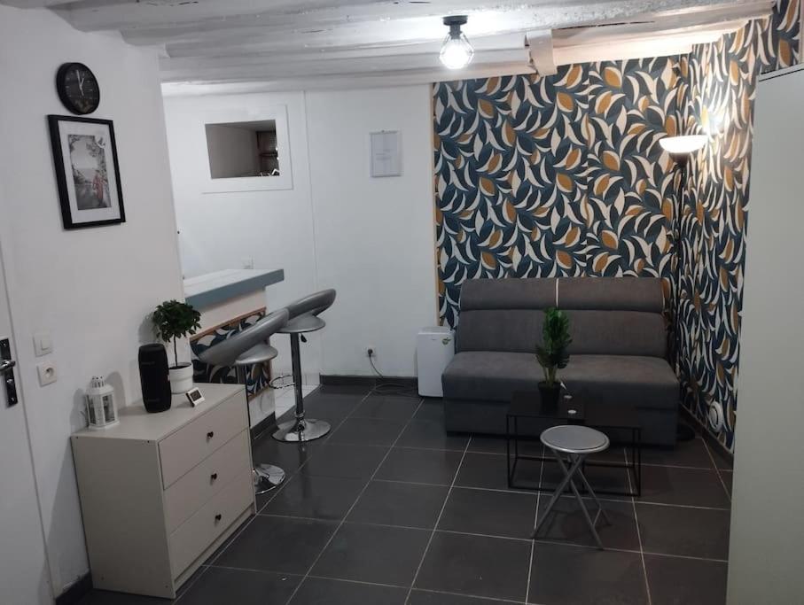 Studio Equipe Proche Aeroport Paris Cdg Apartment Vemars Exterior foto