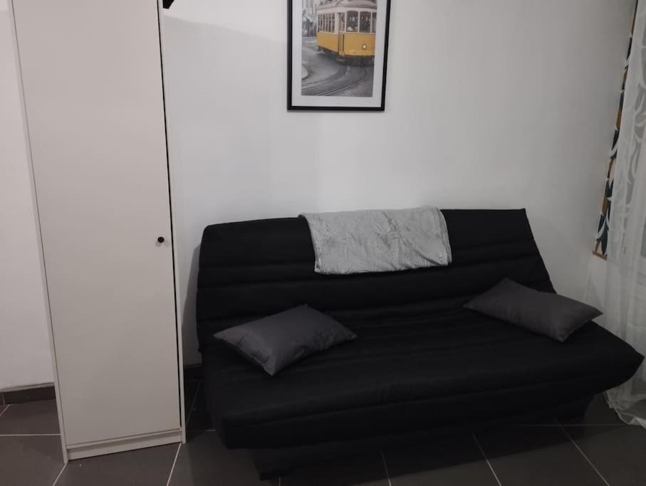 Studio Equipe Proche Aeroport Paris Cdg Apartment Vemars Exterior foto